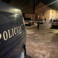 Podgorica Podgoričanin nakon svađe ranio komšinicu, pa izvršio samoubistvo