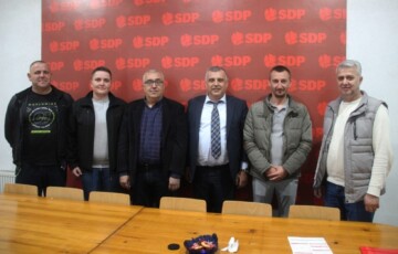 Pet vijecnika u Opcinskom vijecu Donji Vakuf pristupili SDP Bi H