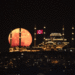 Rizor punog Mjeseca iznad Camlica dzamije u Istanbulu 1