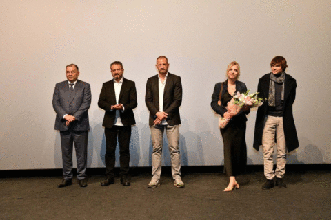 film Nedelja premijera Istambul