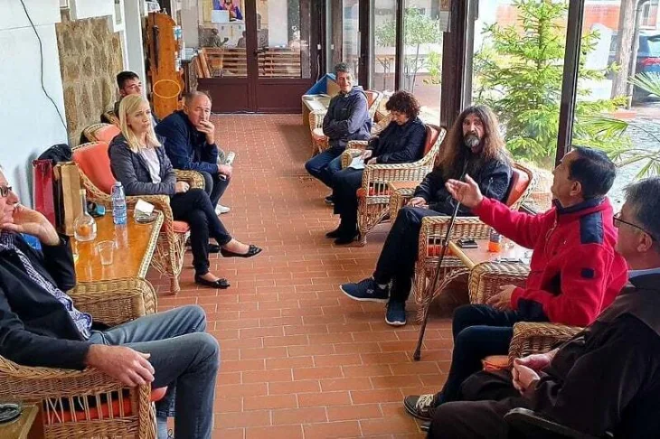 Posjeta Duške Jurišić Derventi nakon što je Marko Mišić pretučen