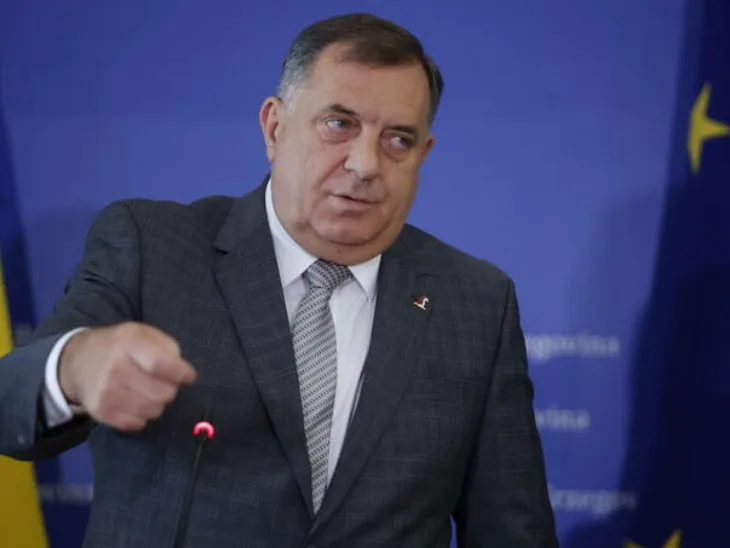 Dodik stoltenbergu Fena