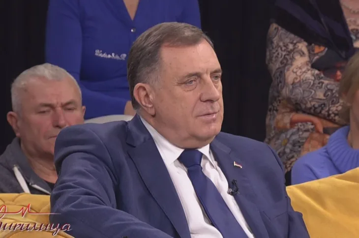 Milorad Dodik Screenshot Happy