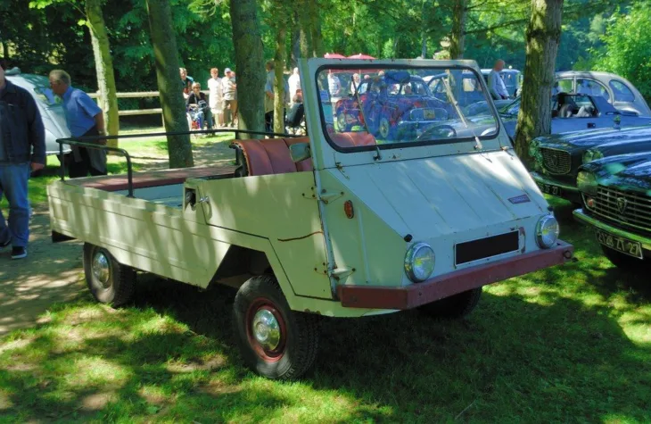 Bmw farmobil 700