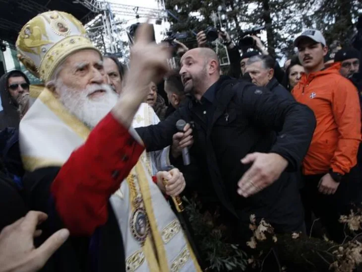 cetinje sukob izmedju pristalica mitropolita mihaila i vladike borisa