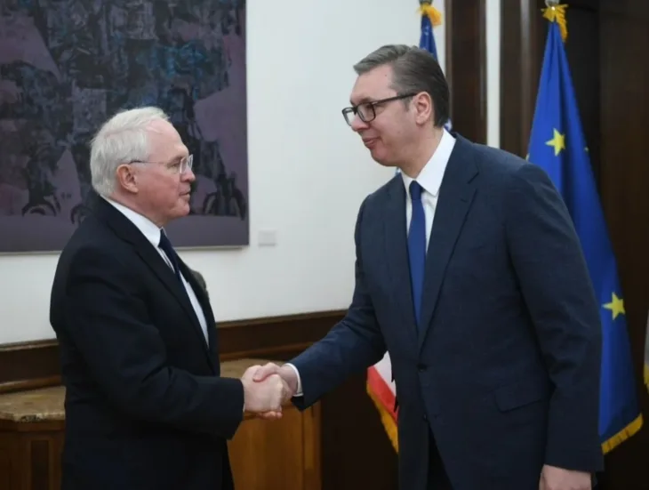 Christopher Hill  Aleksandar Vucic