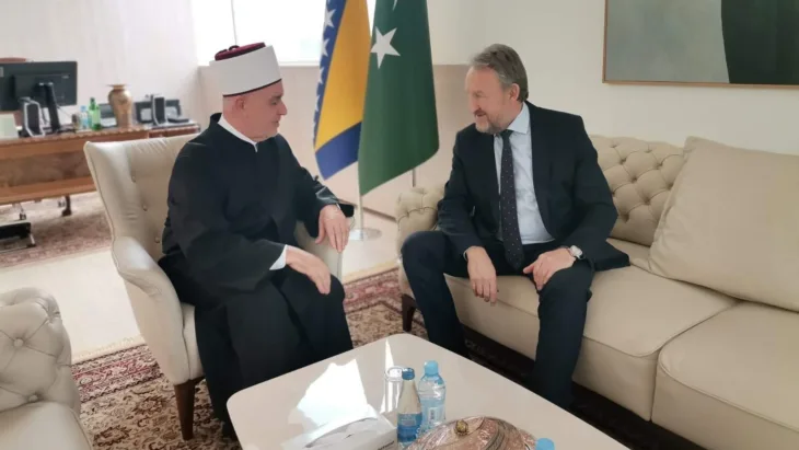 Husein-ef. Kavazović   bakir izetbegovic preporod