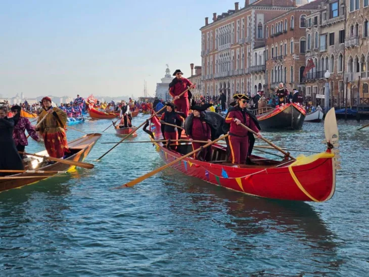 karneval u Veneciji foto X