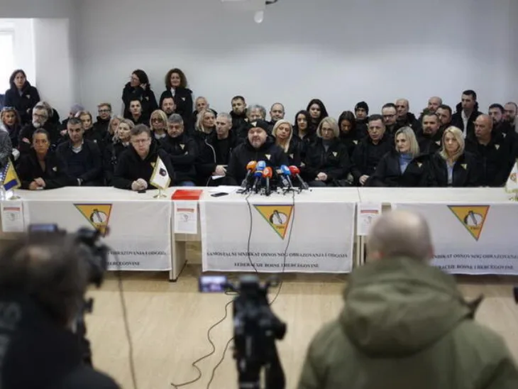 saudin sirvo Sindikat osnovnog obrazovanja i odgoja ks strajk upozorenja se nastavlja sivro 65b7d2a92834a