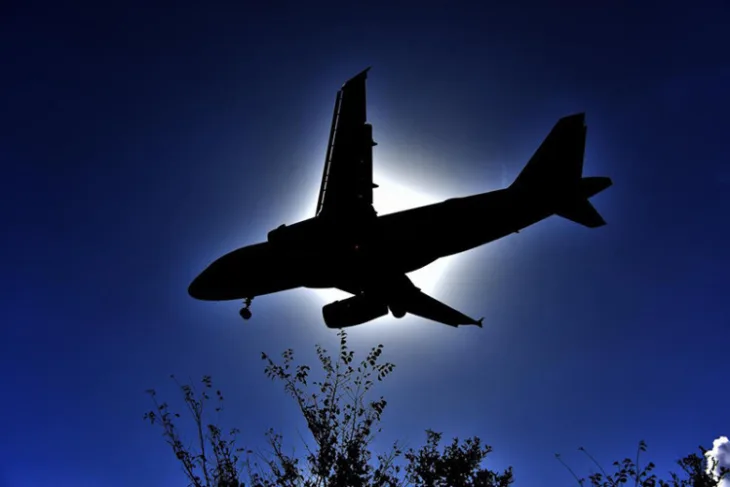 Avion