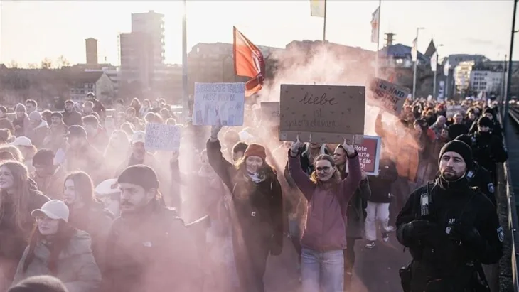 Njemacka mladi protesti mladi njemacka berlin AA