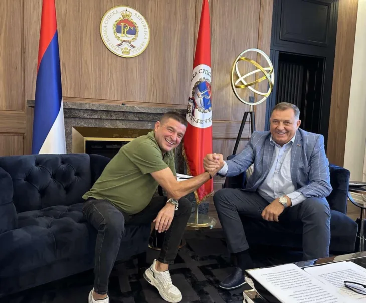 Milorad Dodik Baja mali knindza