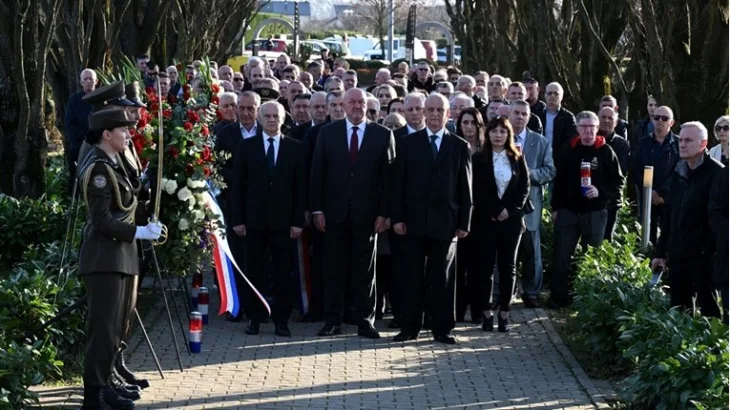 Hrvatska brigada iz Slavonskog Broda Odlikovanje  Foto: Ured predsjednika
