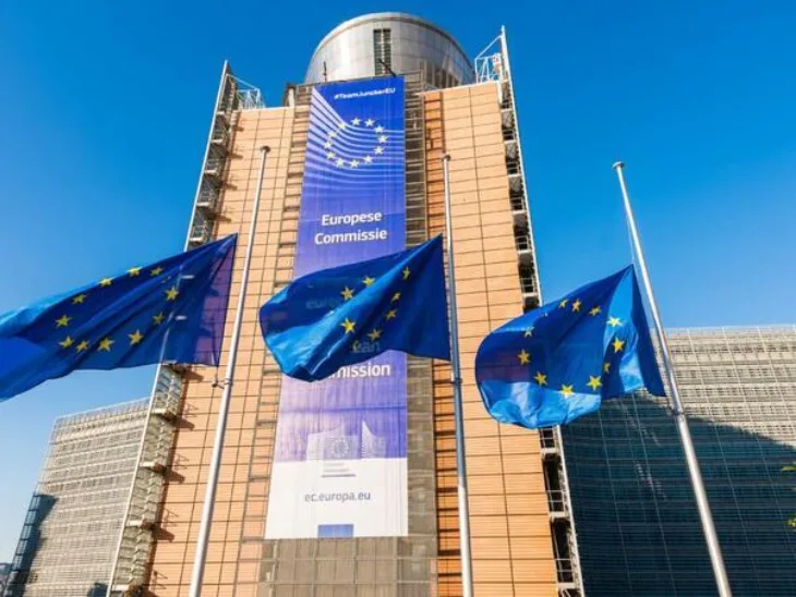 Eu