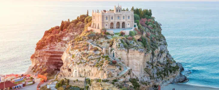 Italija shutterstock 208057108 22 pl