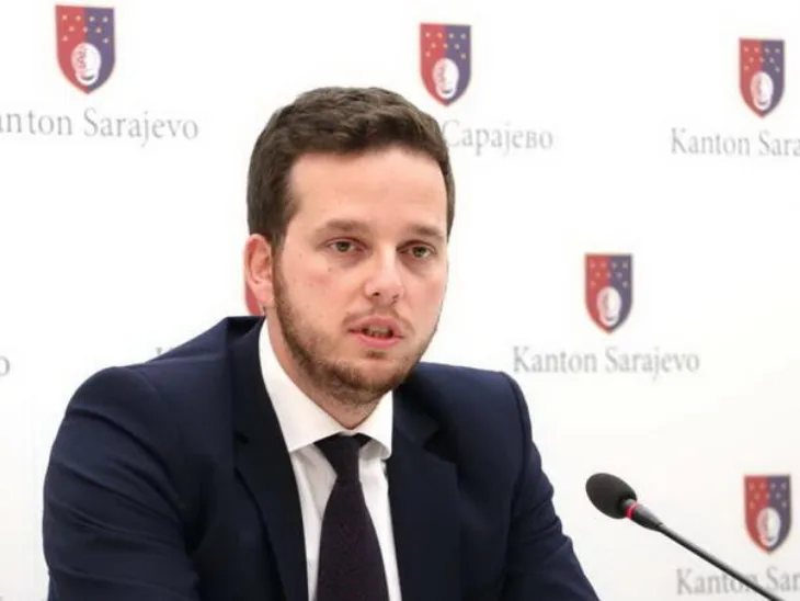 Nihad Uk Premijer KS fena