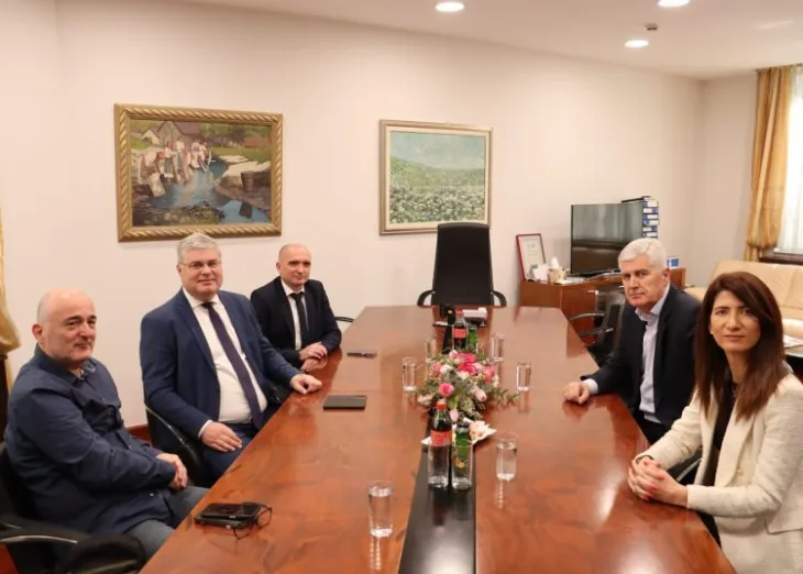 Dragan Čović Čović posjetio Elektroprivredu HZHB, HT Eronet i HP Mostar