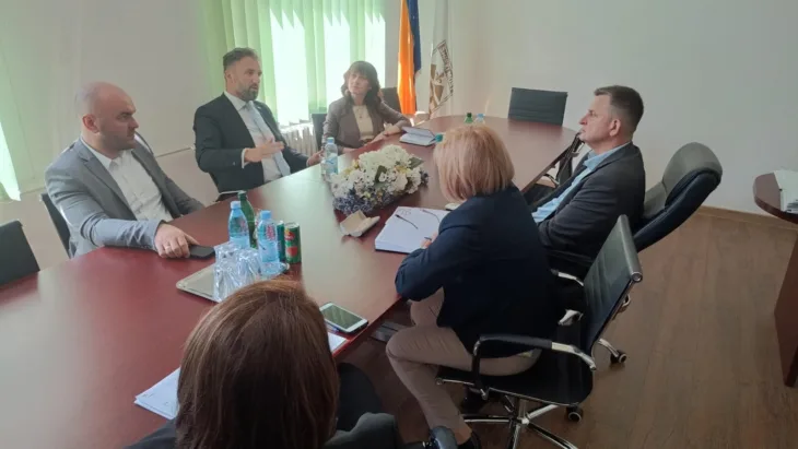 Igor Stojanović sa  načelnikom Hasanbegovićem