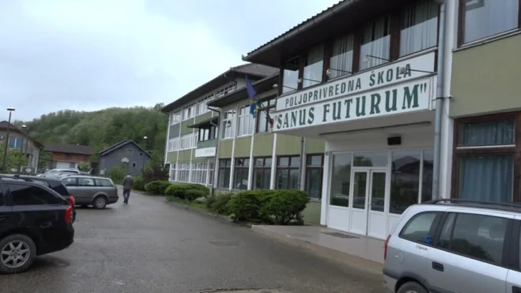 Škola Sanus futurum