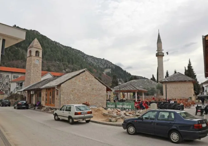 Stolac 872x610