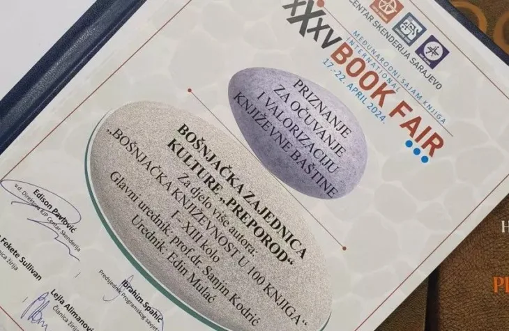 Nagrada koju su dobili na sajmu knjige. BZK Preporod