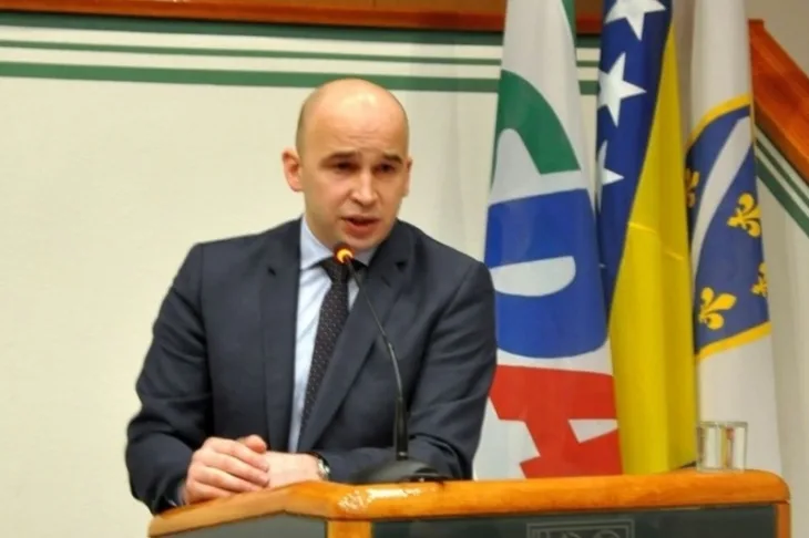 Nezir Pivic