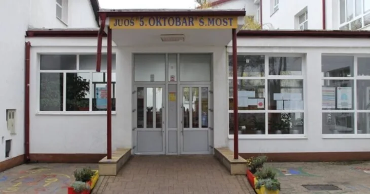 OŠ Peti oktobar  Sanski Most
