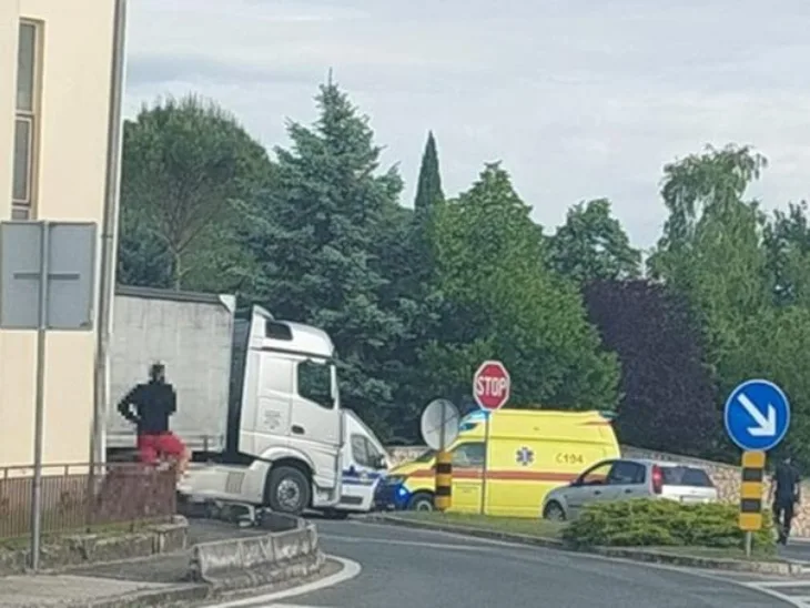 saobraćajna nesreća Sinj