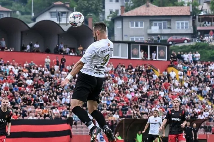 FK Sloboda Tuzla foto FK Sloboda Tuzla