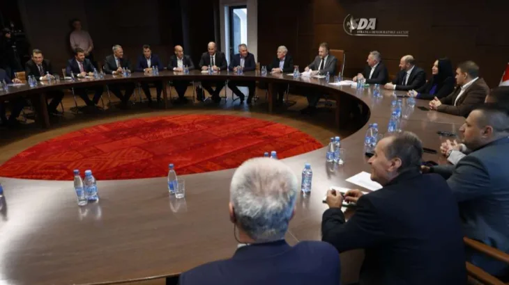 sda Predsjedništvo SDA. Fena