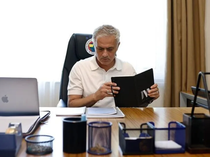Jose Mourinho   prvi dan