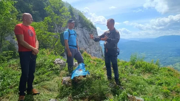 Edin Durmo krajnje desno, na lokaciji Muleža