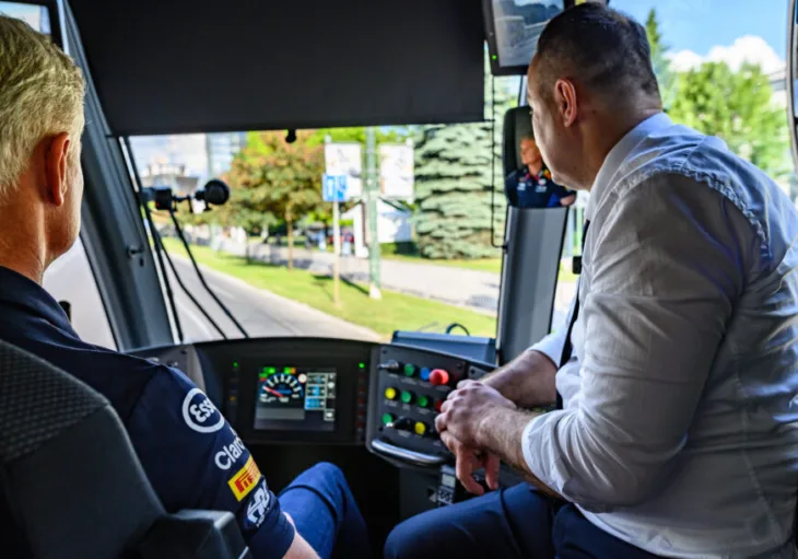 Tramvaj photo Sulejman Omerbasic 872x610