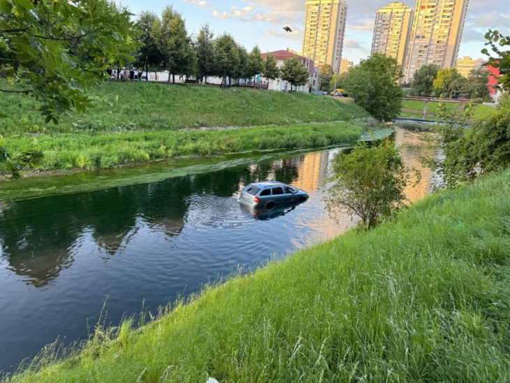 Miljacka auto