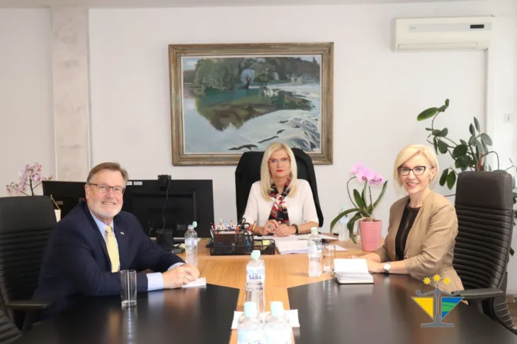 Bradsher i Mešanović- podrška SAD