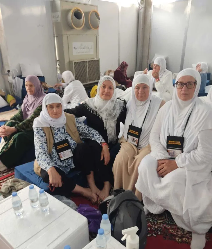 hadz hadije na arefatu zuhra hubic