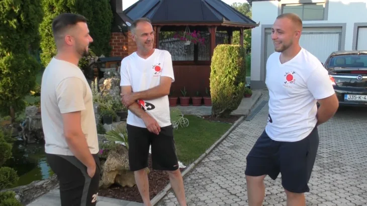 Emir sa sinovima -vrijedni, vole životinjski svijet