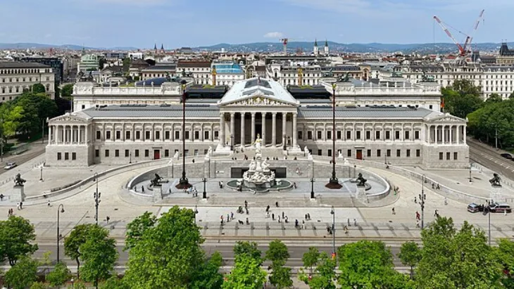 Austrija parlament