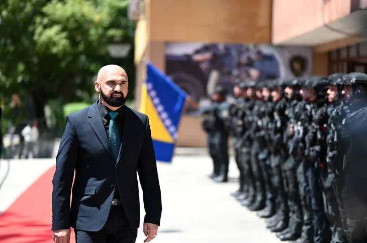 Ramo Isak Dan policije