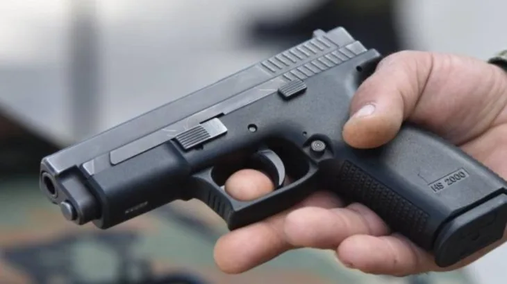 Pistolj