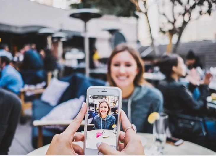 Mobitel phone 760 520 p C 90 Foto:Pexels