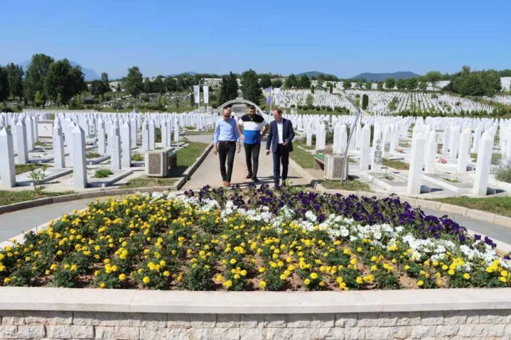 Sarajevsko groblje Vlakovo (Foto: Vlada KS)