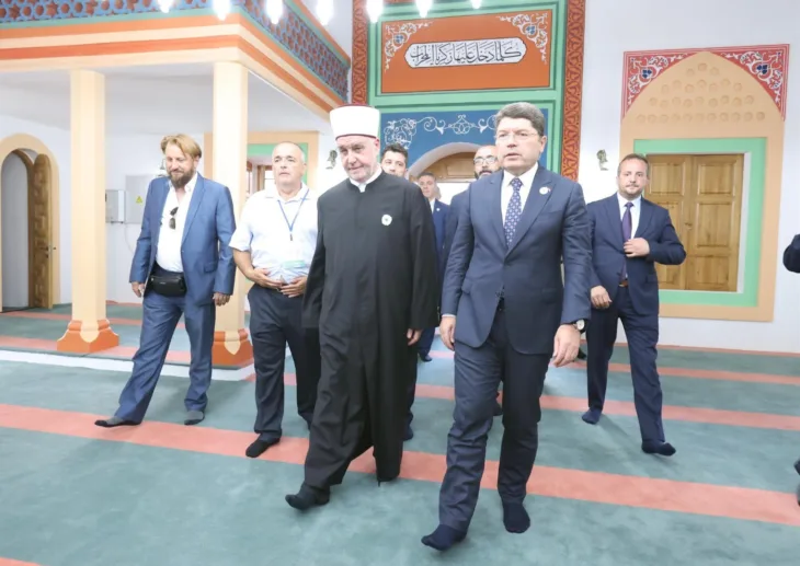 Sinan-begova džamija u Čajniču svečano je otvorena