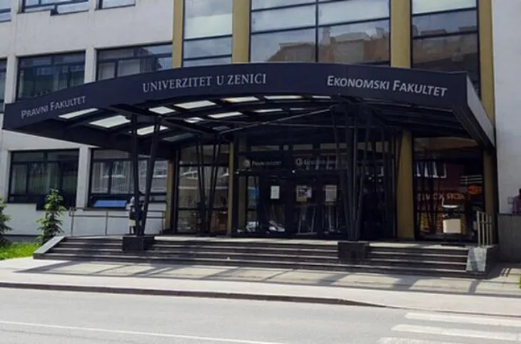 Univerzitet u zenici