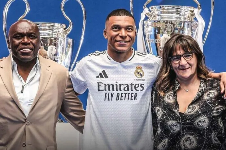 Kylian Mbappe sa roditeljima