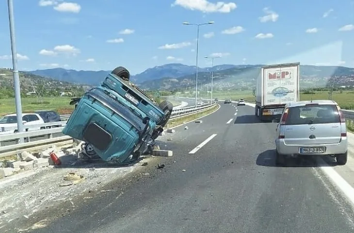Saobracajna nesreca Vlakovo