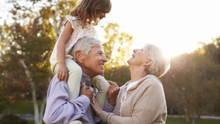 dedo nana unuci foto Thinkstock