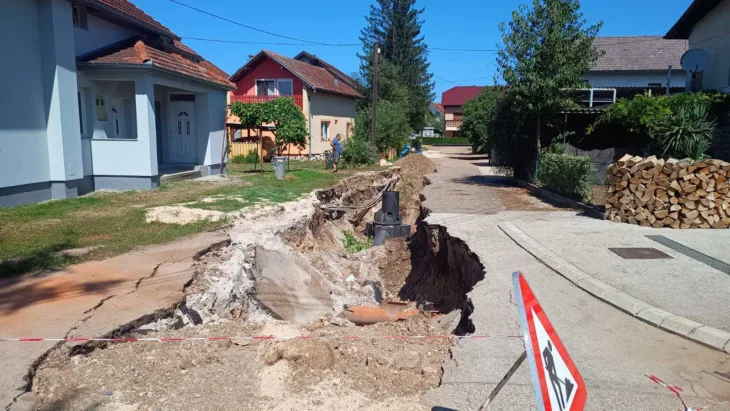 Nedovršeni  radovi u Allagića polju