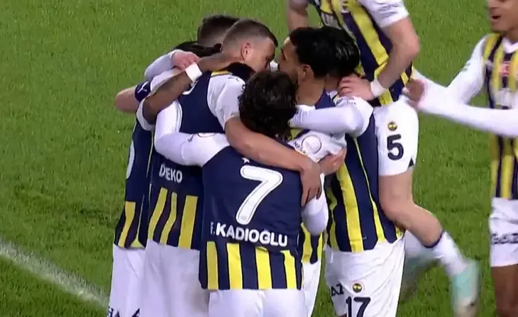 1704906946 edin dzeko u ulozi u kakvoj ga ne gledamo ali svejedno je zabio svoj 14 gol za fener