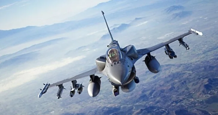 F 16